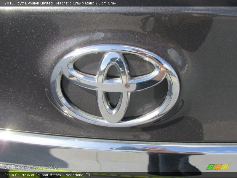 Magnetic Gray Metallic / Light Gray 2013 Toyota Avalon Limited
