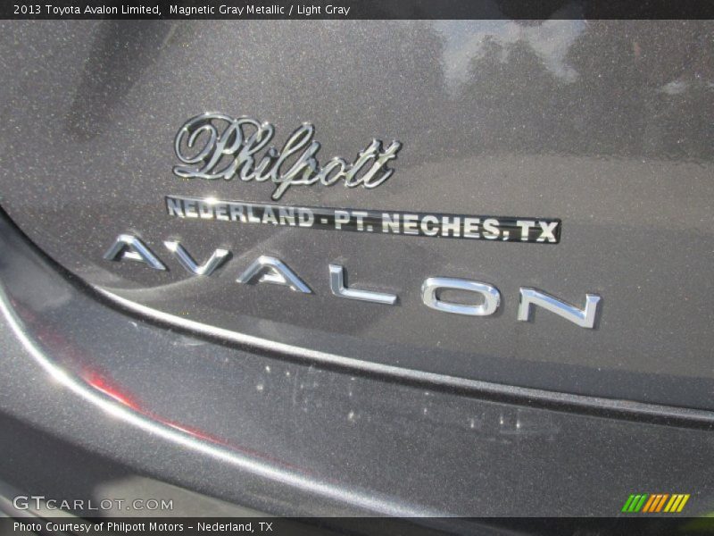 Magnetic Gray Metallic / Light Gray 2013 Toyota Avalon Limited