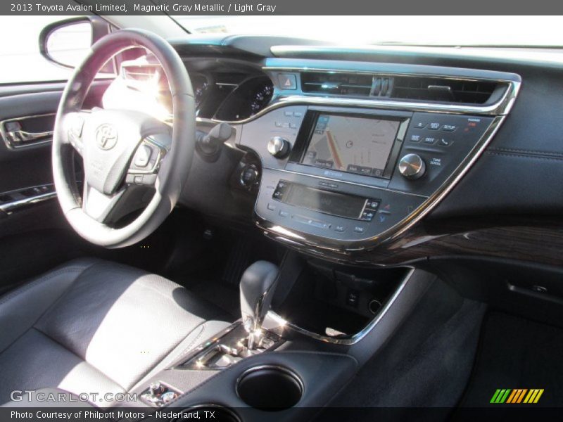 Magnetic Gray Metallic / Light Gray 2013 Toyota Avalon Limited