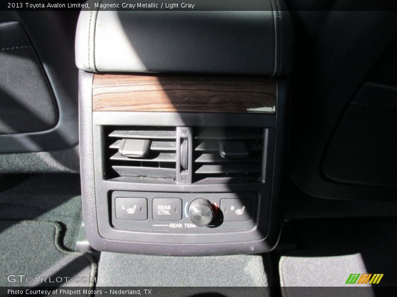 Magnetic Gray Metallic / Light Gray 2013 Toyota Avalon Limited