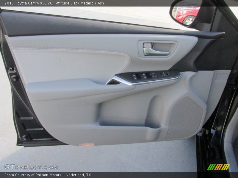 Attitude Black Metallic / Ash 2015 Toyota Camry XLE V6