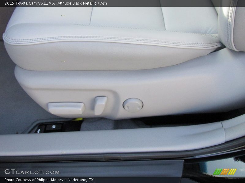 Attitude Black Metallic / Ash 2015 Toyota Camry XLE V6