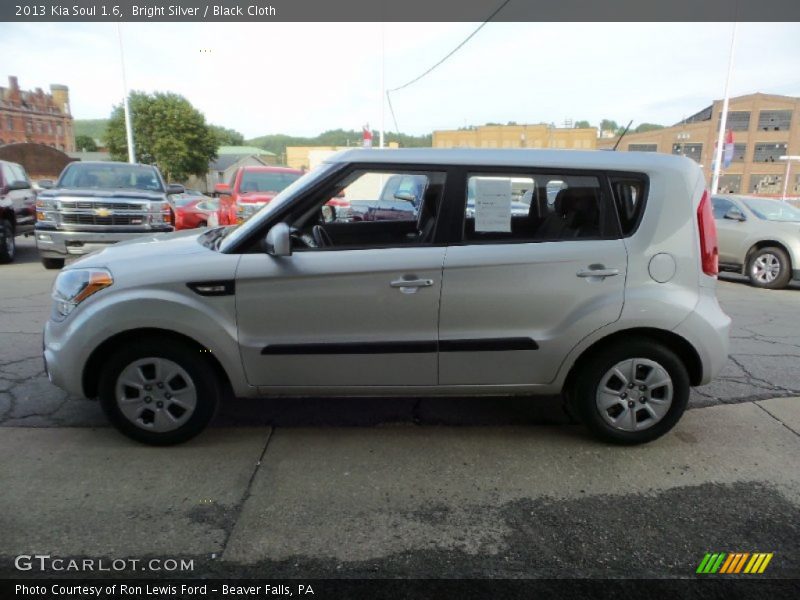 Bright Silver / Black Cloth 2013 Kia Soul 1.6