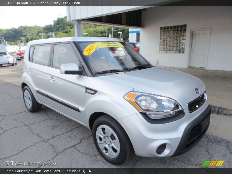 Bright Silver / Black Cloth 2013 Kia Soul 1.6