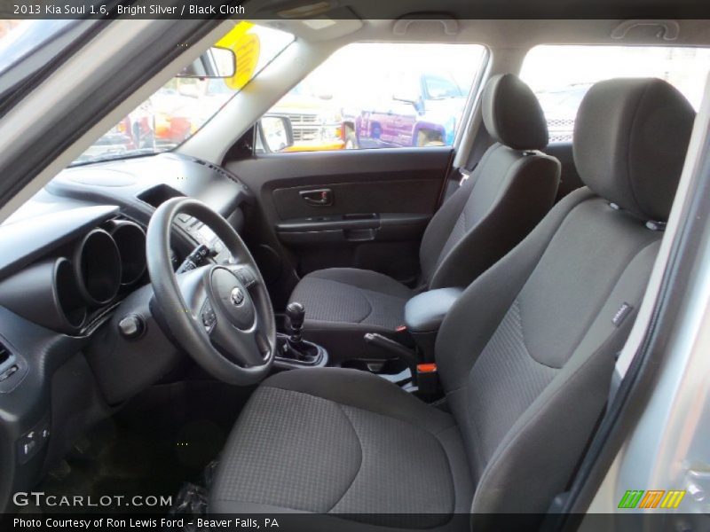 Bright Silver / Black Cloth 2013 Kia Soul 1.6