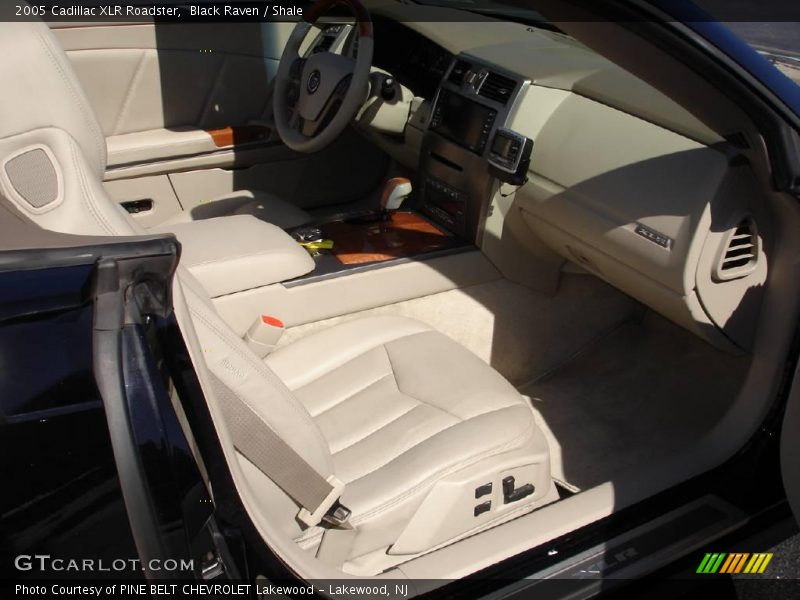 Black Raven / Shale 2005 Cadillac XLR Roadster
