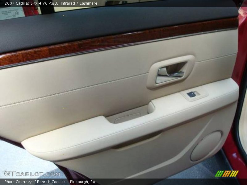 Infrared / Cashmere 2007 Cadillac SRX 4 V6 AWD