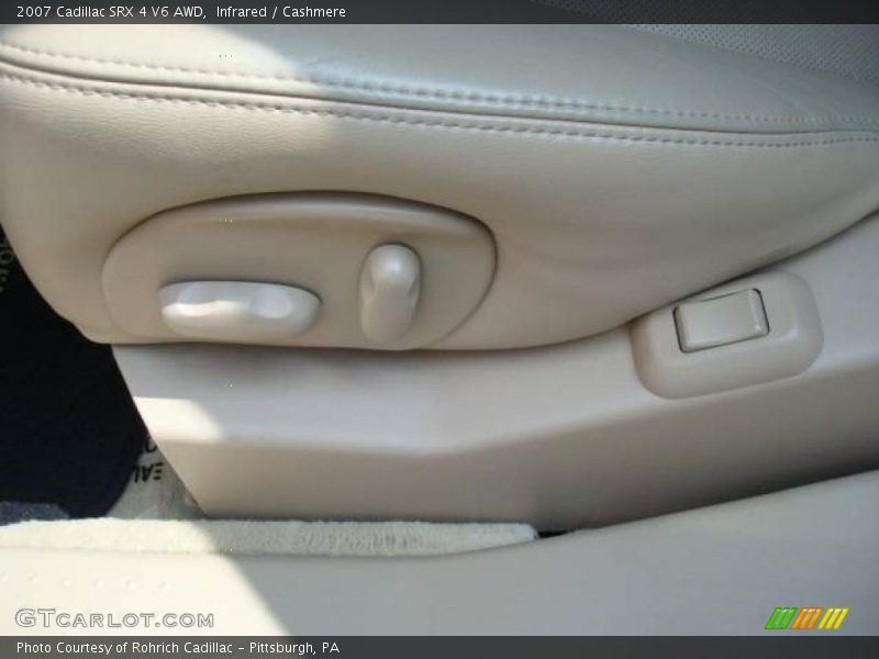 Infrared / Cashmere 2007 Cadillac SRX 4 V6 AWD