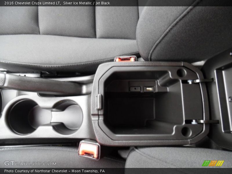 Silver Ice Metallic / Jet Black 2016 Chevrolet Cruze Limited LT
