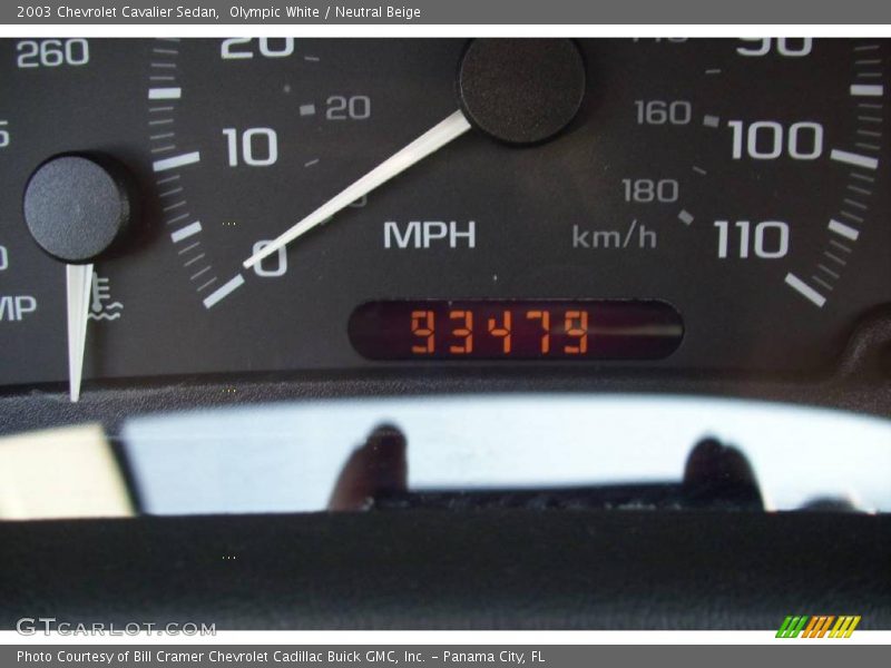 Olympic White / Neutral Beige 2003 Chevrolet Cavalier Sedan