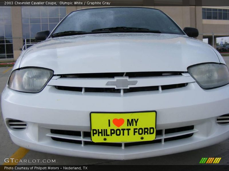 Olympic White / Graphite Gray 2003 Chevrolet Cavalier Coupe