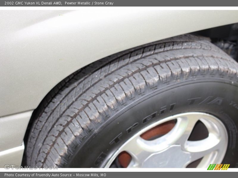 Pewter Metallic / Stone Gray 2002 GMC Yukon XL Denali AWD