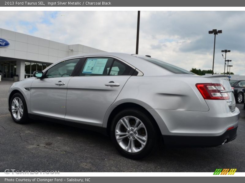 Ingot Silver Metallic / Charcoal Black 2013 Ford Taurus SEL