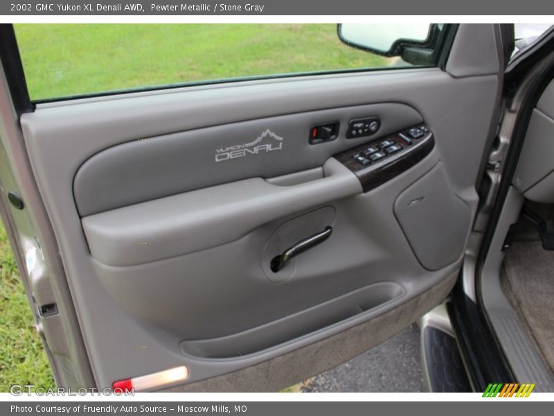 Pewter Metallic / Stone Gray 2002 GMC Yukon XL Denali AWD