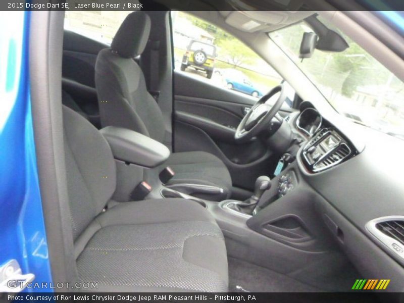Laser Blue Pearl / Black 2015 Dodge Dart SE