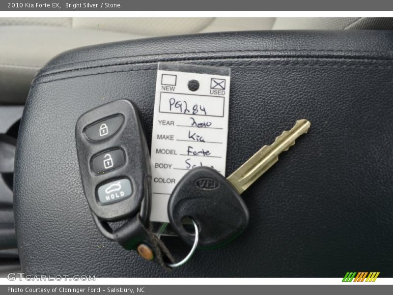 Bright Silver / Stone 2010 Kia Forte EX