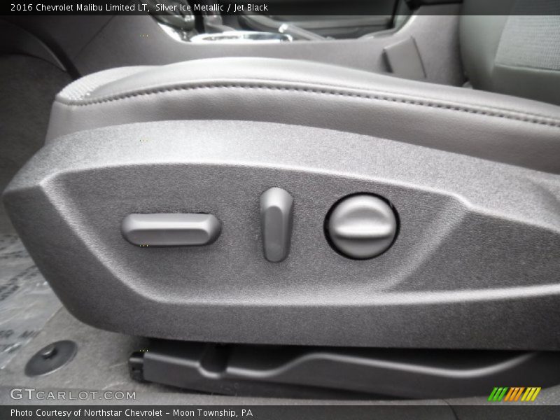 Silver Ice Metallic / Jet Black 2016 Chevrolet Malibu Limited LT