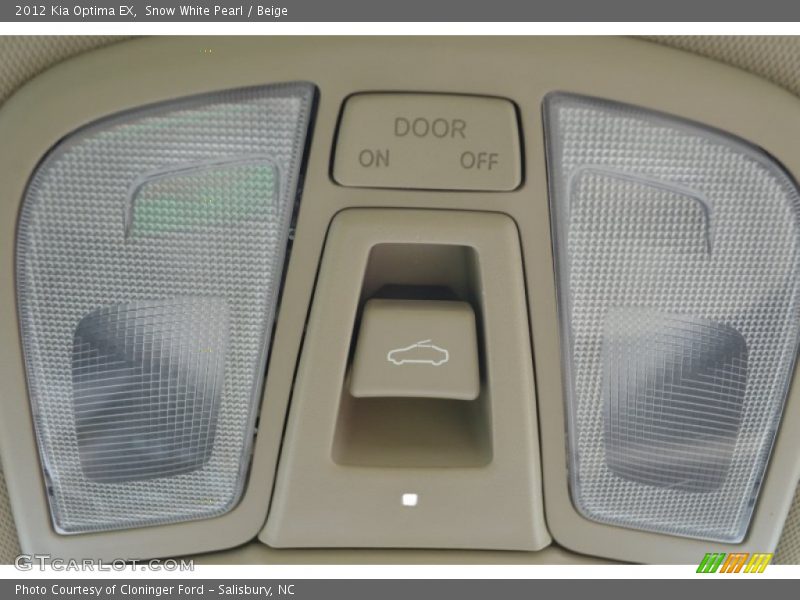 Snow White Pearl / Beige 2012 Kia Optima EX