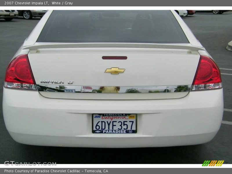 White / Gray 2007 Chevrolet Impala LT