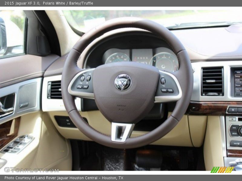 Polaris White / Barley/Truffle 2015 Jaguar XF 3.0