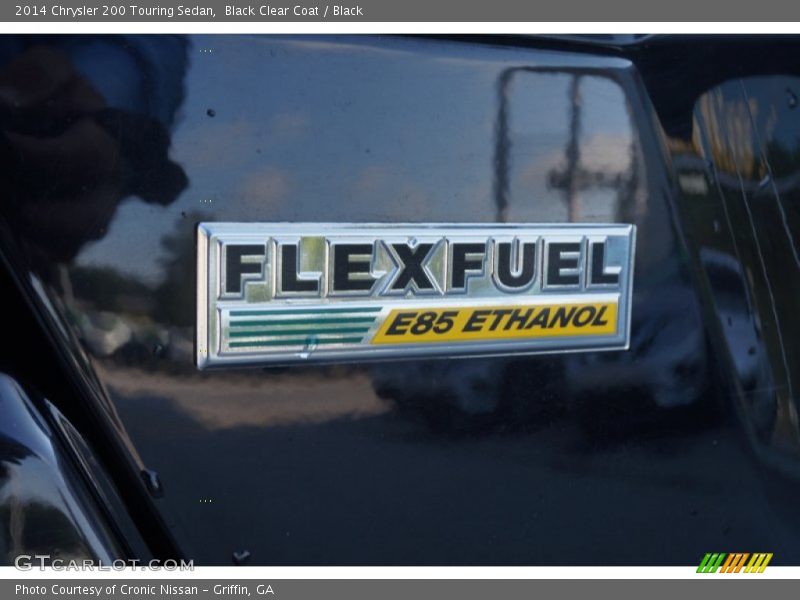 Black Clear Coat / Black 2014 Chrysler 200 Touring Sedan