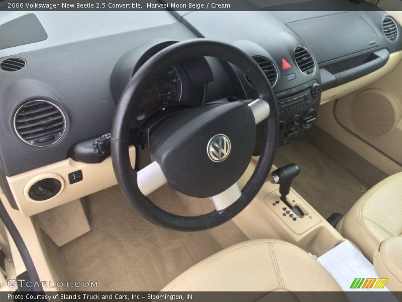 Harvest Moon Beige / Cream 2006 Volkswagen New Beetle 2.5 Convertible