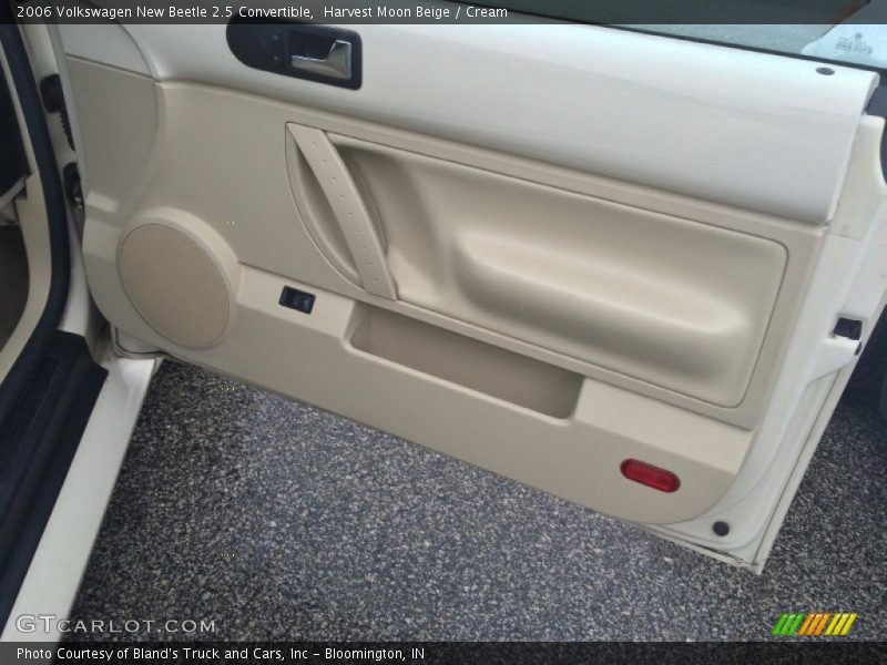 Harvest Moon Beige / Cream 2006 Volkswagen New Beetle 2.5 Convertible