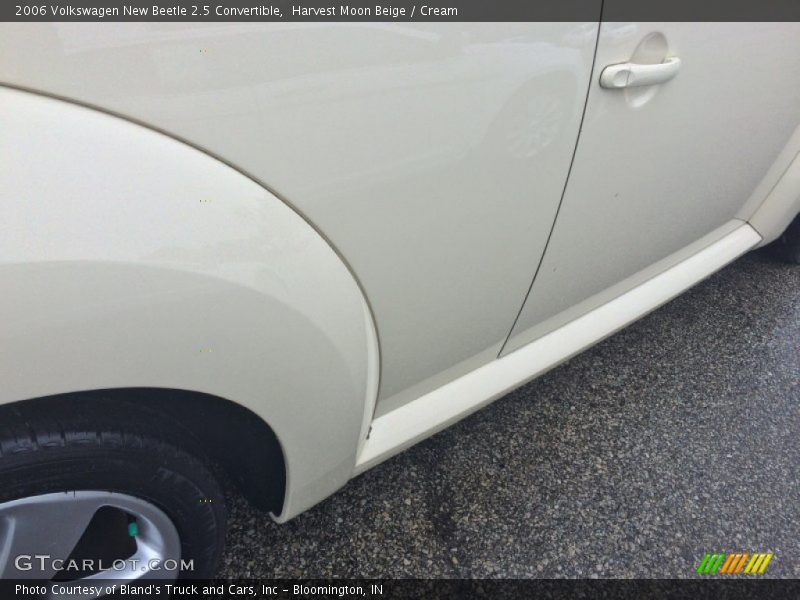 Harvest Moon Beige / Cream 2006 Volkswagen New Beetle 2.5 Convertible