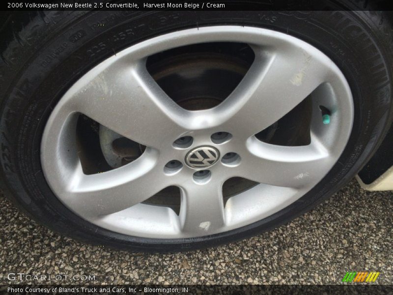 Harvest Moon Beige / Cream 2006 Volkswagen New Beetle 2.5 Convertible