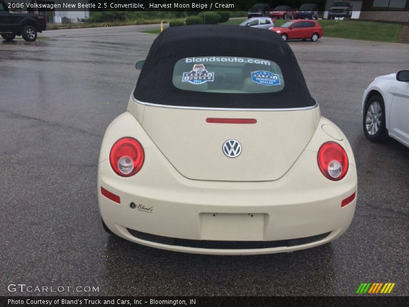 Harvest Moon Beige / Cream 2006 Volkswagen New Beetle 2.5 Convertible