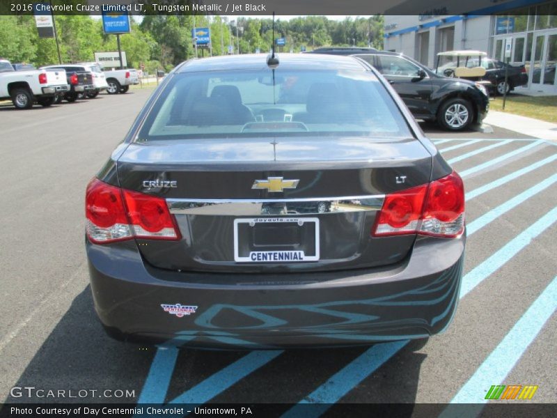 Tungsten Metallic / Jet Black 2016 Chevrolet Cruze Limited LT