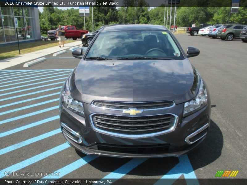 Tungsten Metallic / Jet Black 2016 Chevrolet Cruze Limited LT