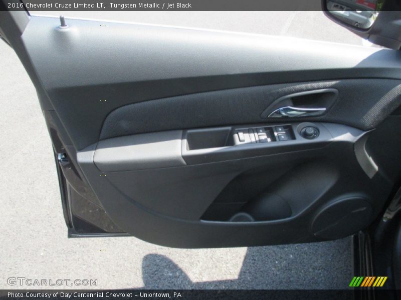 Tungsten Metallic / Jet Black 2016 Chevrolet Cruze Limited LT