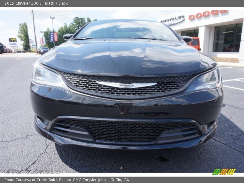 Black / Black 2015 Chrysler 200 S
