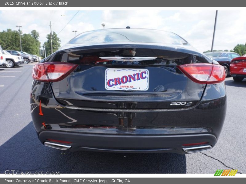 Black / Black 2015 Chrysler 200 S