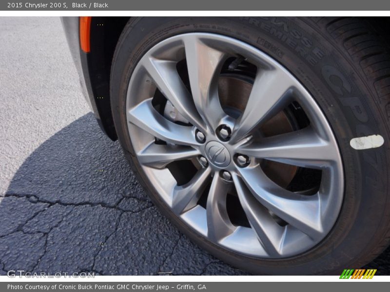 Black / Black 2015 Chrysler 200 S