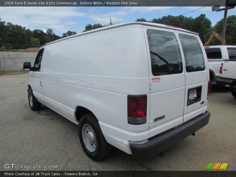 Oxford White / Medium Flint Grey 2006 Ford E Series Van E150 Commercial