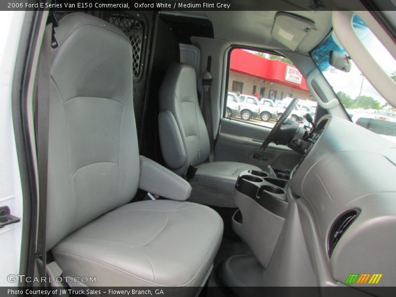 Oxford White / Medium Flint Grey 2006 Ford E Series Van E150 Commercial