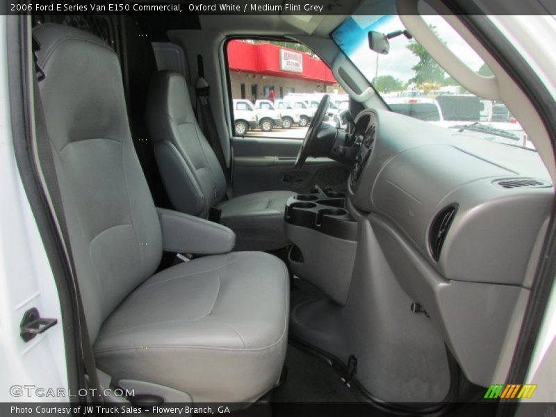 Oxford White / Medium Flint Grey 2006 Ford E Series Van E150 Commercial