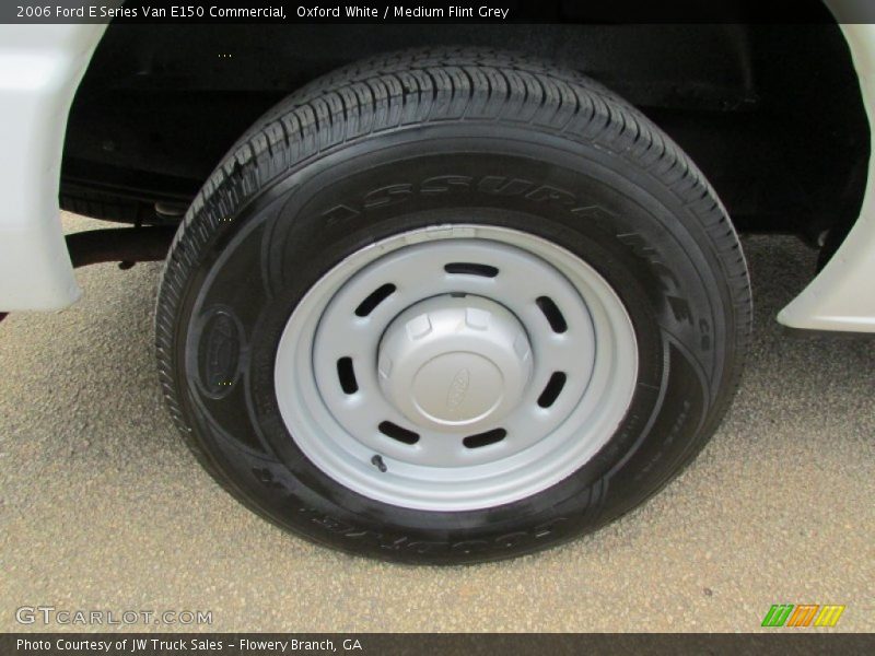 Oxford White / Medium Flint Grey 2006 Ford E Series Van E150 Commercial