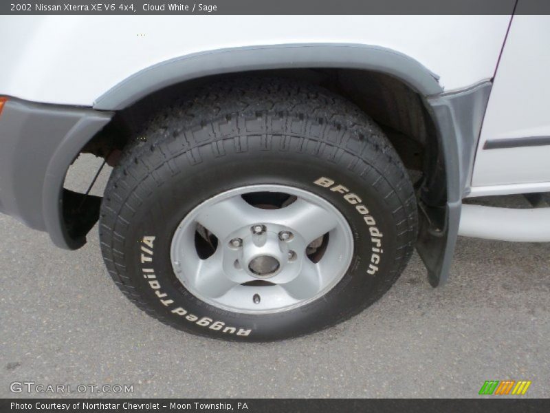 Cloud White / Sage 2002 Nissan Xterra XE V6 4x4