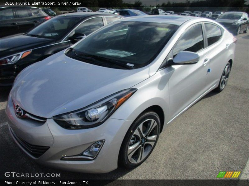 Front 3/4 View of 2016 Elantra Sport