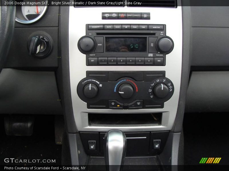 Bright Silver Metallic / Dark Slate Gray/Light Slate Gray 2006 Dodge Magnum SXT