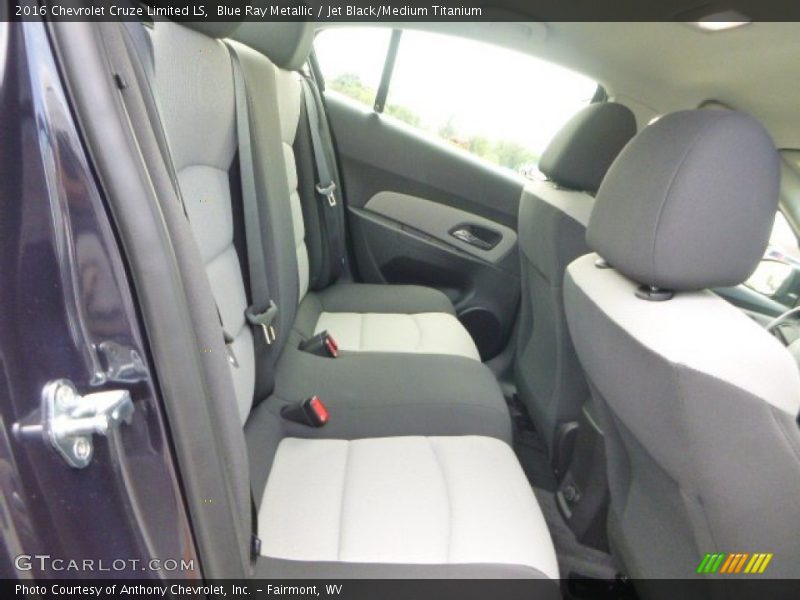 Blue Ray Metallic / Jet Black/Medium Titanium 2016 Chevrolet Cruze Limited LS