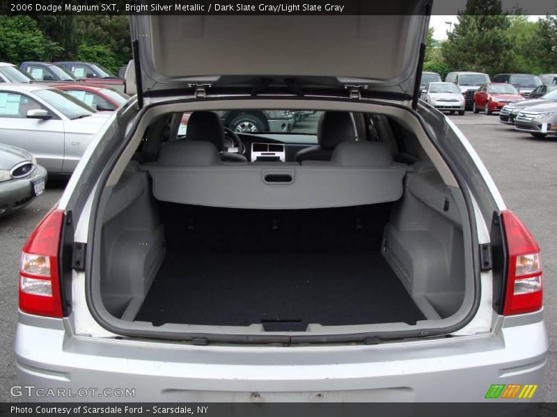 Bright Silver Metallic / Dark Slate Gray/Light Slate Gray 2006 Dodge Magnum SXT