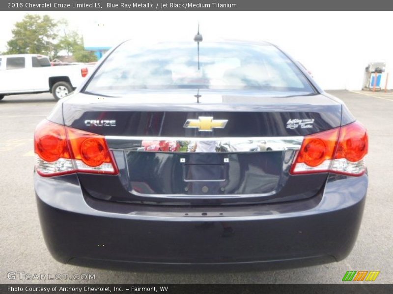 Blue Ray Metallic / Jet Black/Medium Titanium 2016 Chevrolet Cruze Limited LS