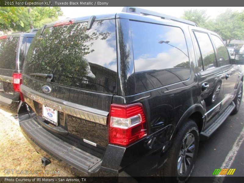 Tuxedo Black Metallic / Ebony 2015 Ford Expedition XLT