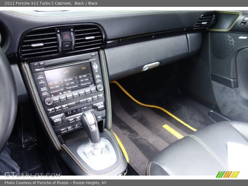 Dashboard of 2011 911 Turbo S Cabriolet