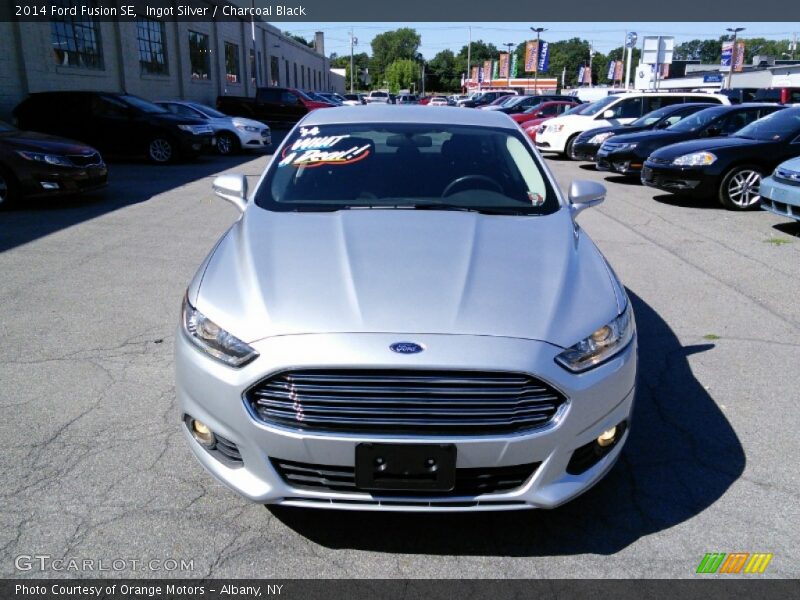 Ingot Silver / Charcoal Black 2014 Ford Fusion SE