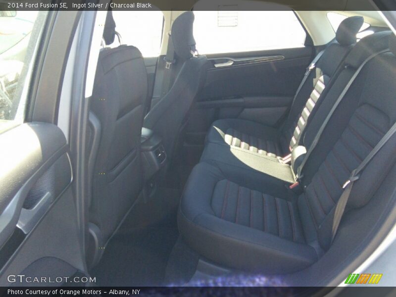 Ingot Silver / Charcoal Black 2014 Ford Fusion SE